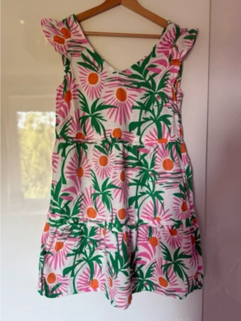 C&C California Pink, Green & White Floral Leaf Print Top
